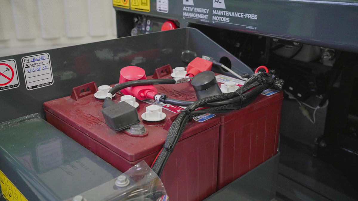 options_4_semi-traction-batteries